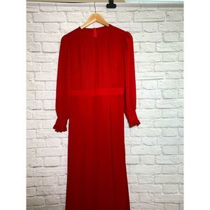 Long Red Dress With Quarter Sleeves Small Pleated